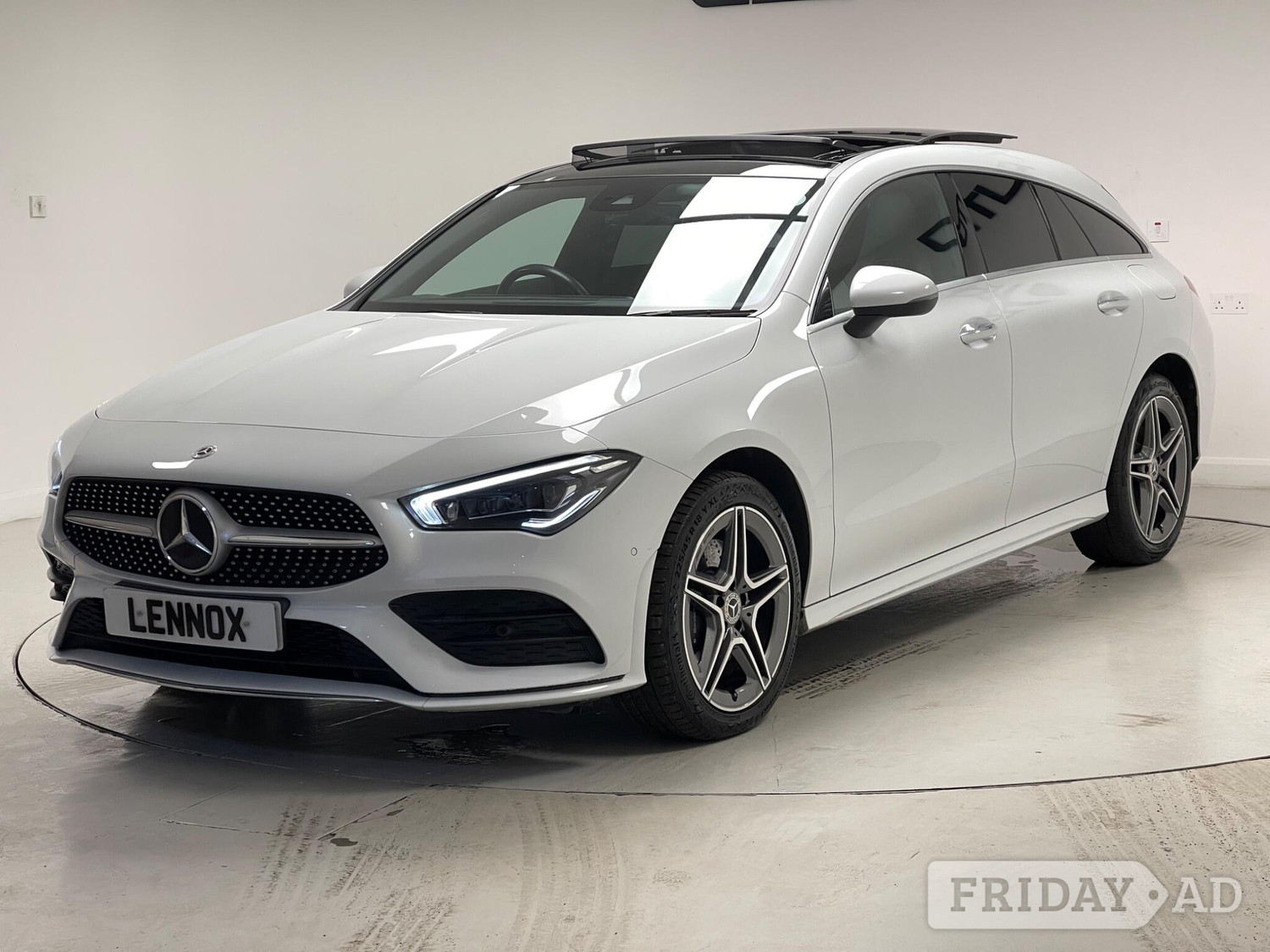 [ berth ]Mercedes-Benz CLA Class