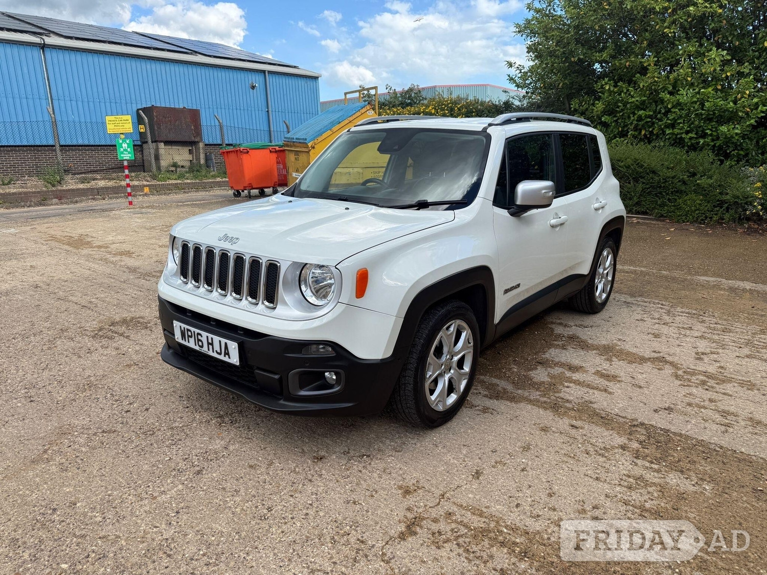 Jeep Renegade 2016 - Cars in Peterborough