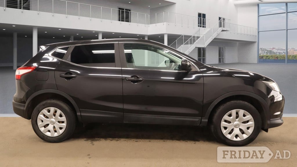 Nissan Qashqai 2015 - Cars