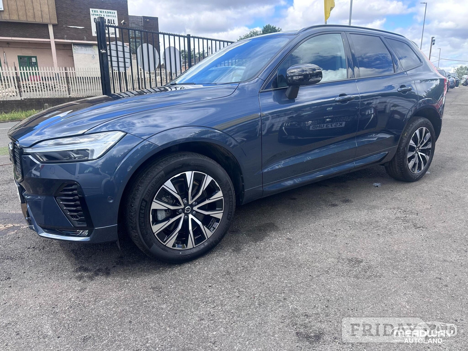 Volvo XC60 2024 - Cars