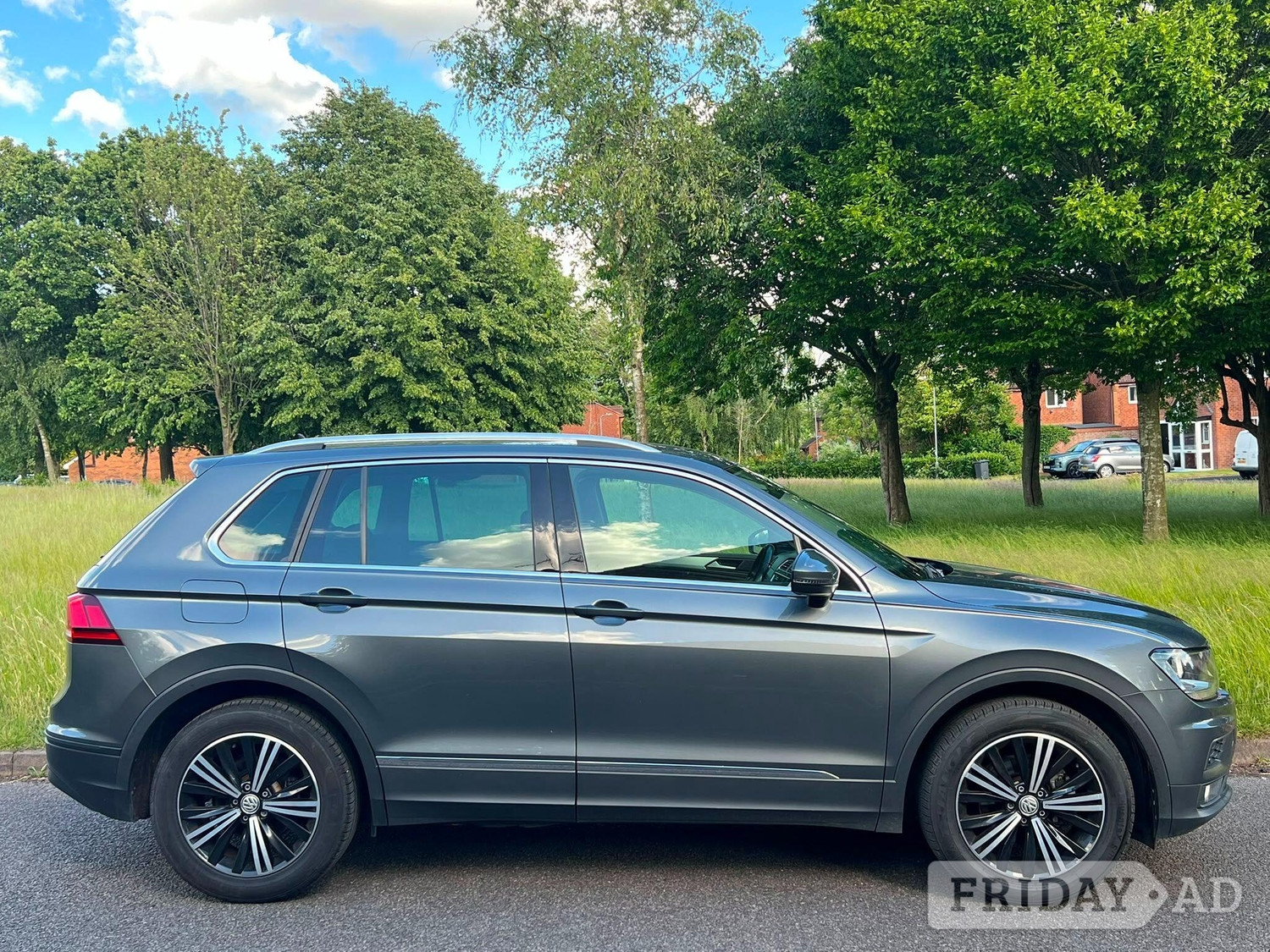 Volkswagen Tiguan 2019 - Cars in Birmingham