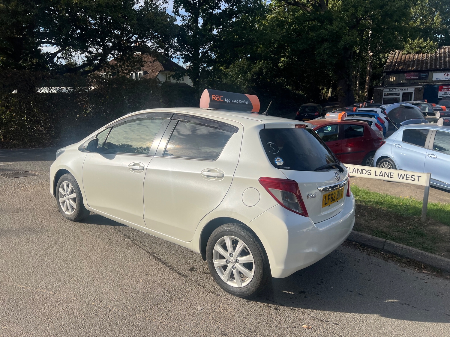 Toyota Vitz 2013 - Cars