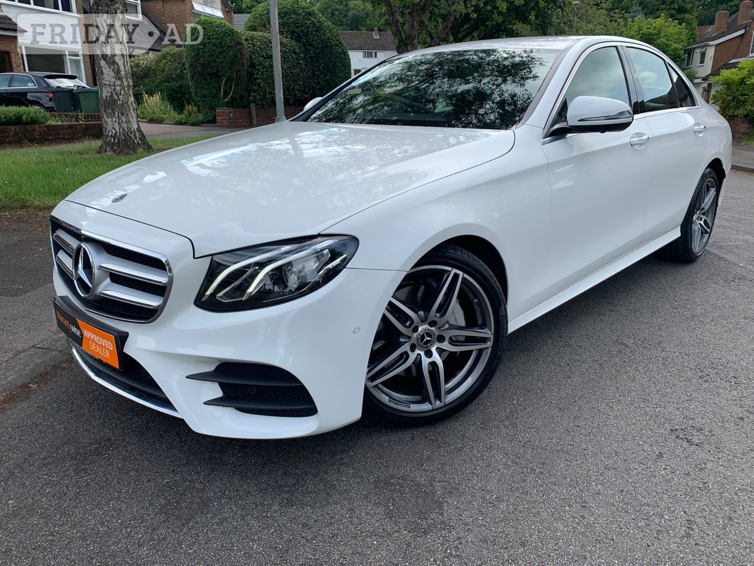 [ berth ]Mercedes-Benz E Class