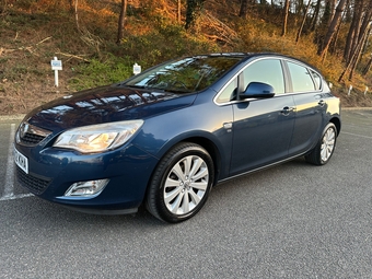 Vauxhall Astra 2012