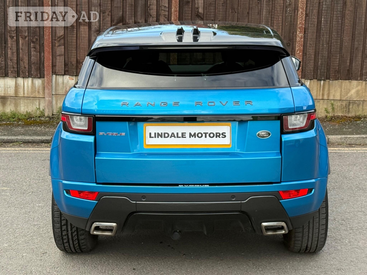 [ berth ]Land Rover Range Rover Evoque