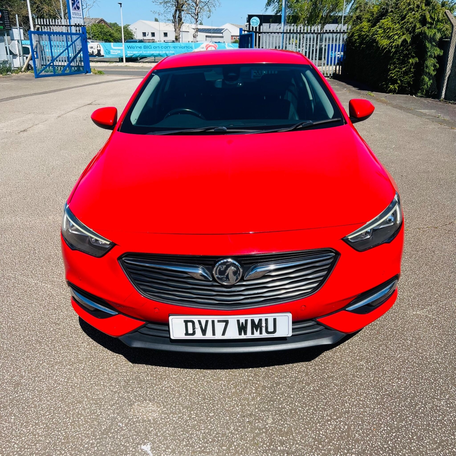 Vauxhall Insignia 2017 - Cars in Peterborough