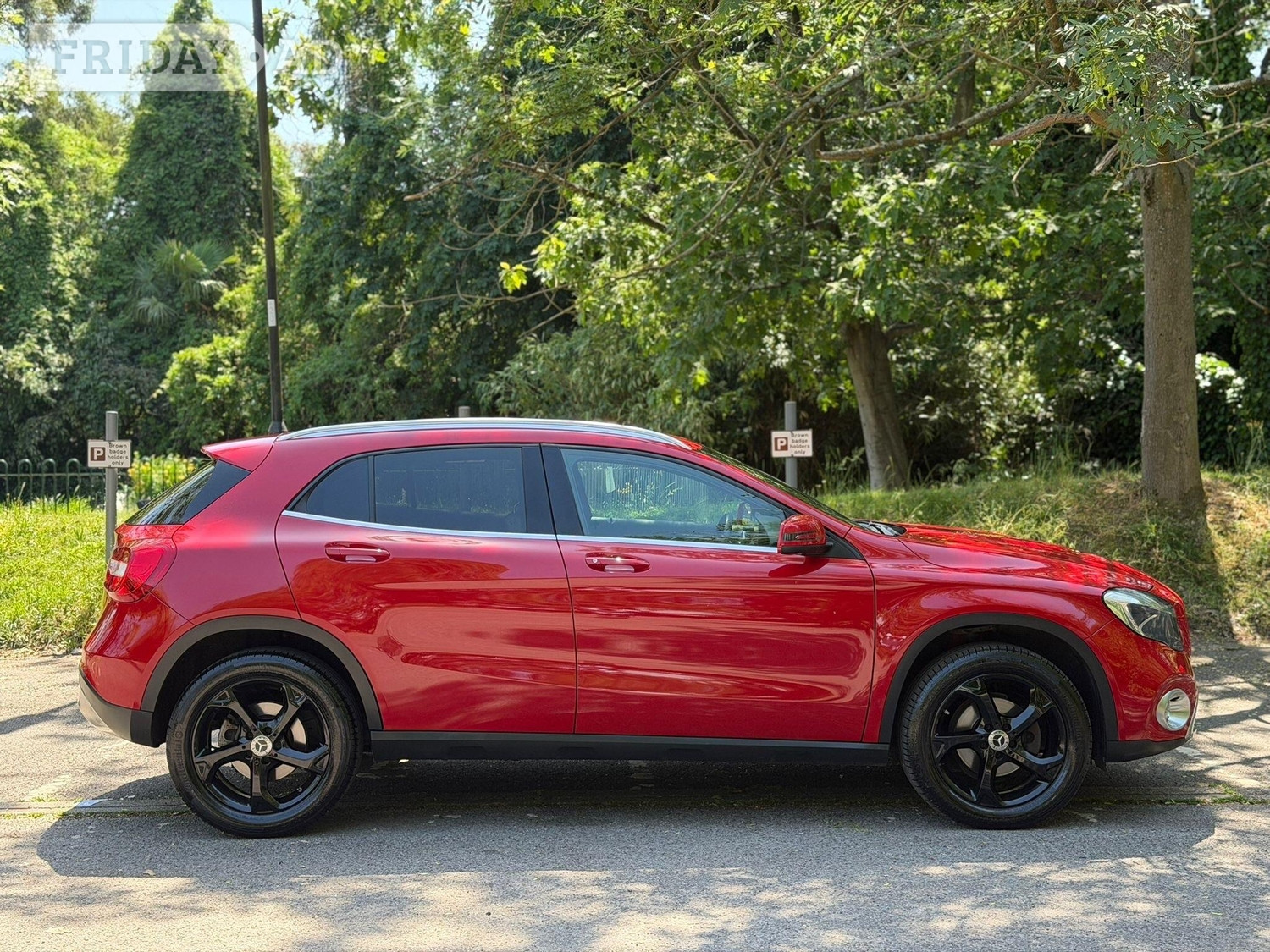 [ berth ]Mercedes-Benz GLA