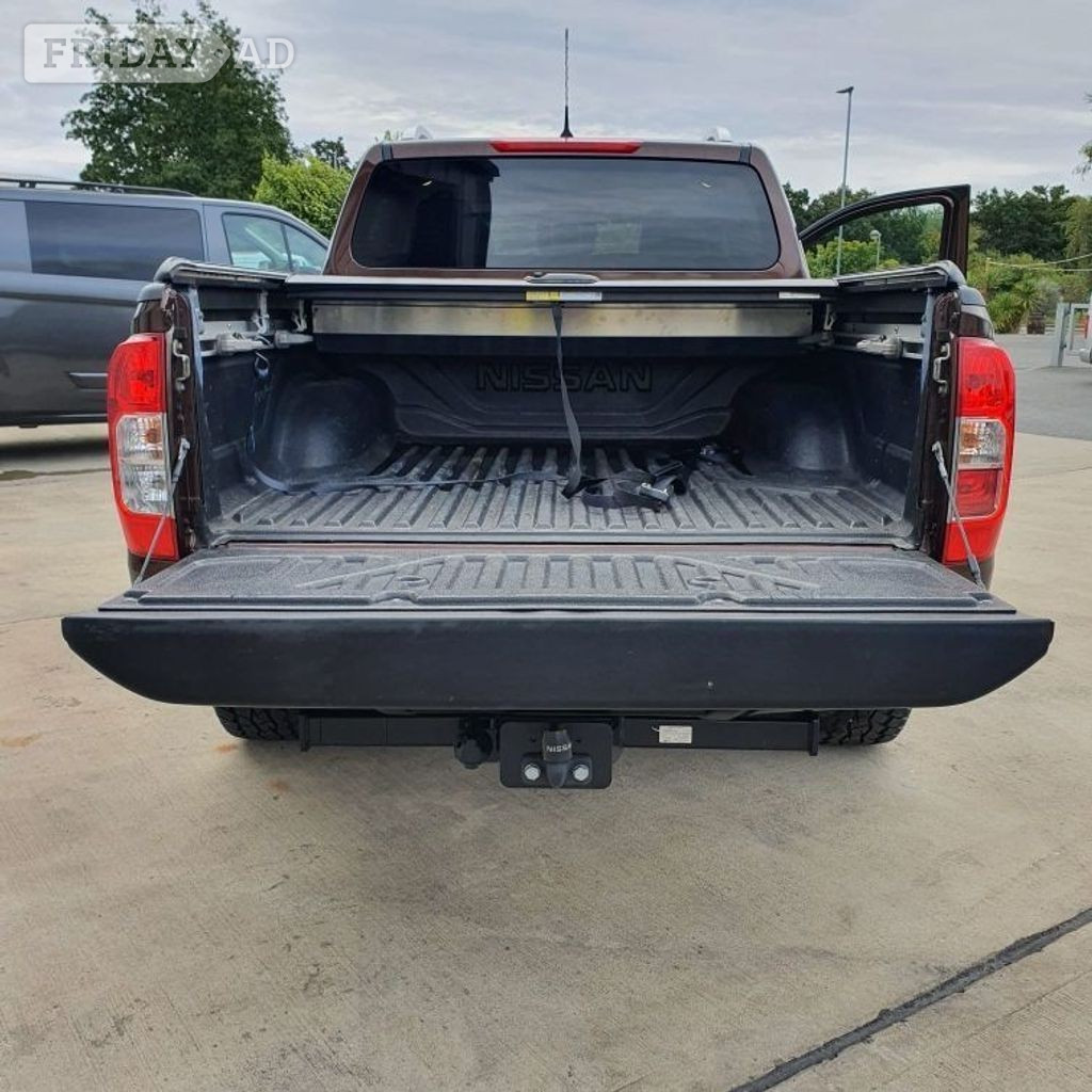 Nissan Navara 2017 - Cars