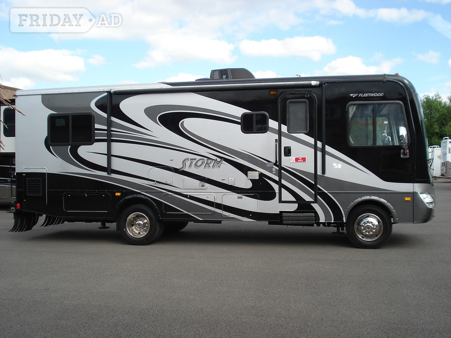 Fleetwood Storm 28F Bicester