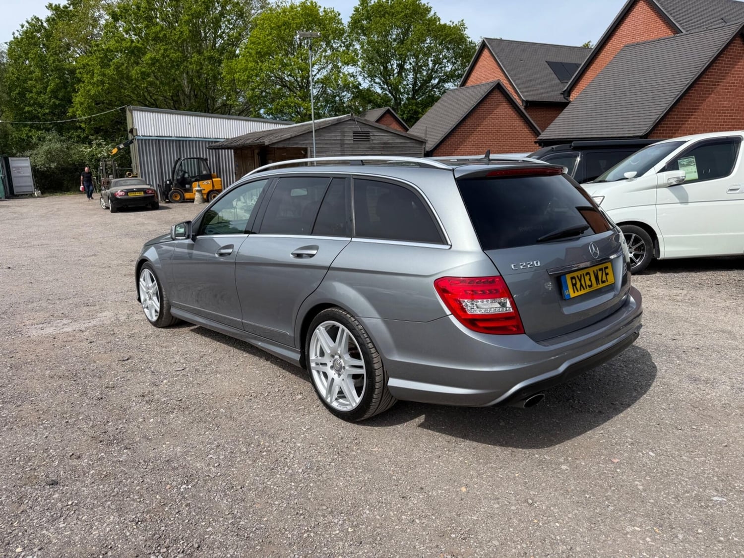 Mercedes-Benz C Class 2013 - Cars in Southampton