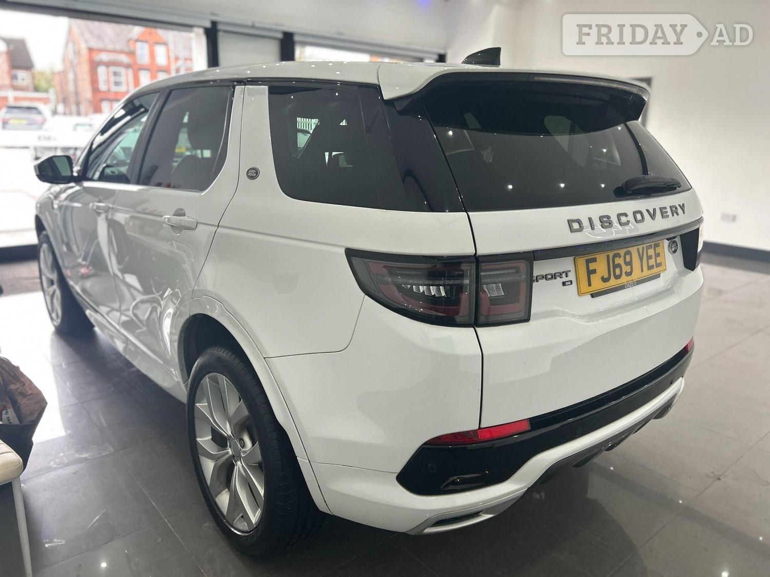 Land Rover Discovery Sport 2019 - Cars in Stockport