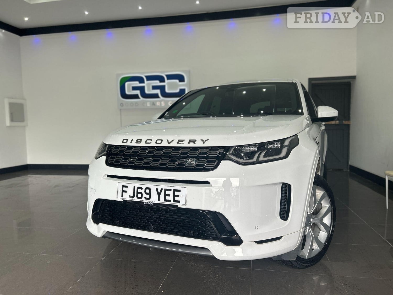 [ berth ]Land Rover Discovery Sport