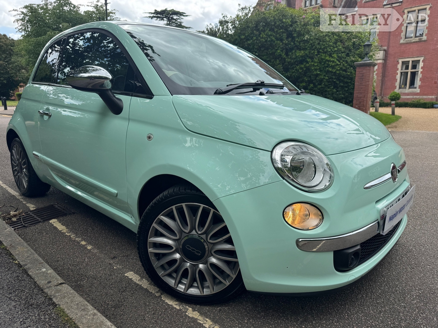 Fiat 500 2015 in Horsham