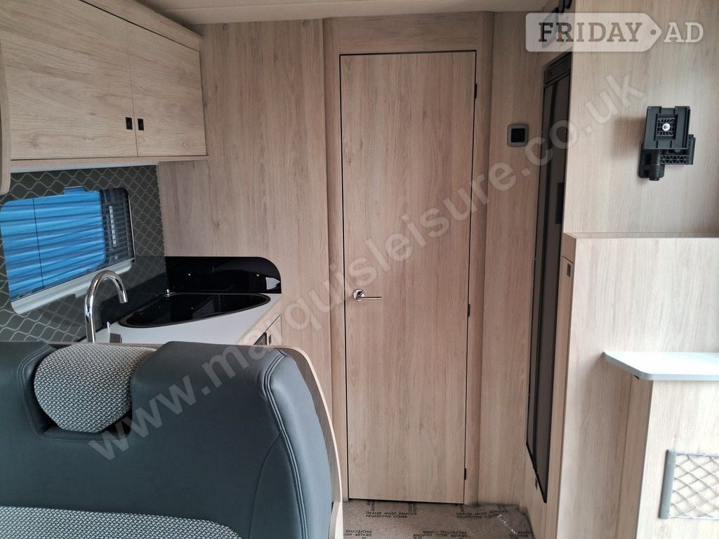 Auto-Trail F-Line F60 2023 for sale - Motorhomes & Caravans in Ipswich