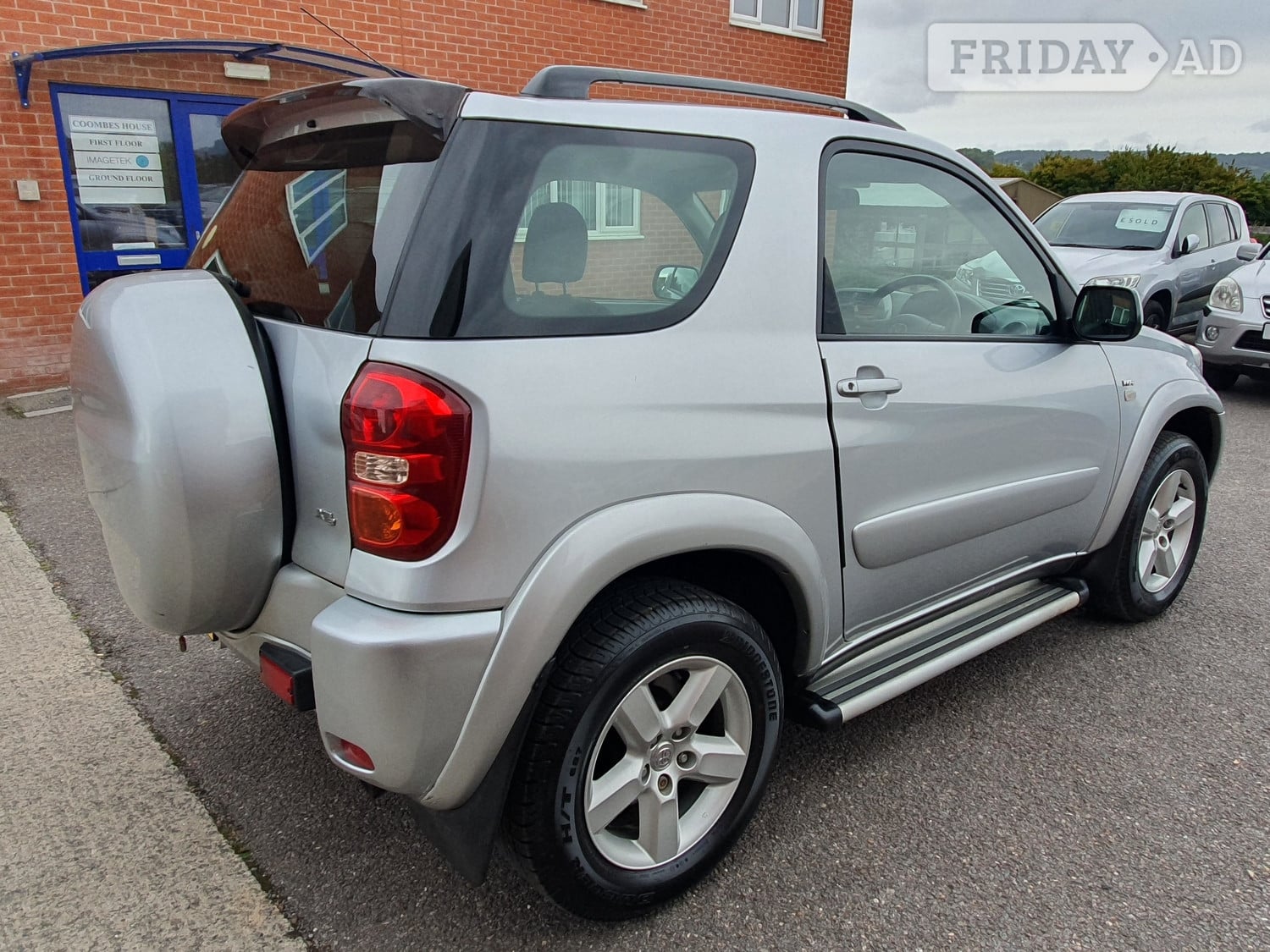 [ berth ]Toyota RAV4