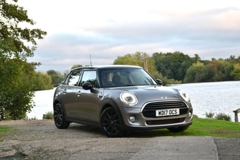 Mini Hatch 2017