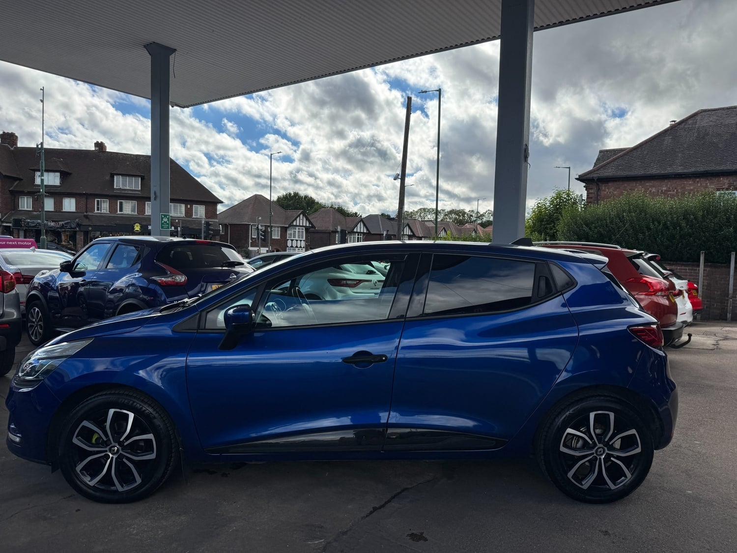 Renault Clio 2018 - Cars