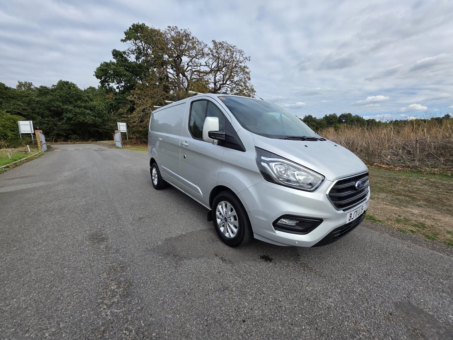 Ford Transit Custom 2021 - Vans & Commercial Vehicles in Slough