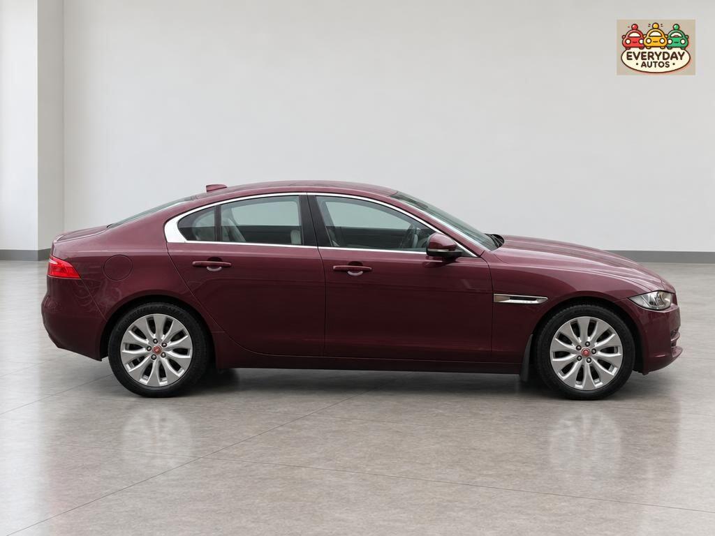 [ berth ]Jaguar XE