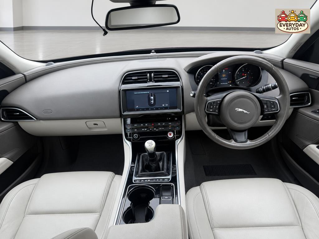Jaguar XE 2016 - Cars in Bristol