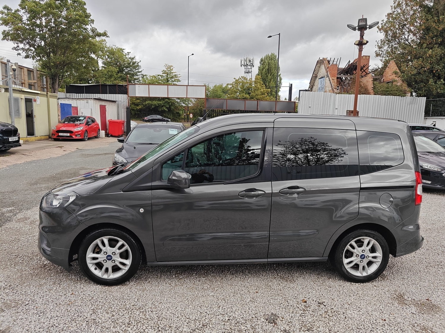 Ford Tourneo Courier 2019 - Cars