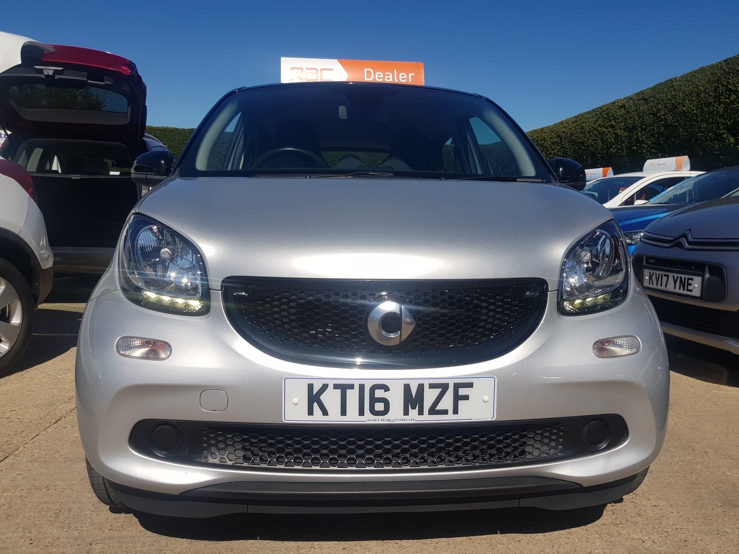 Smart ForFour 2016 - Cars