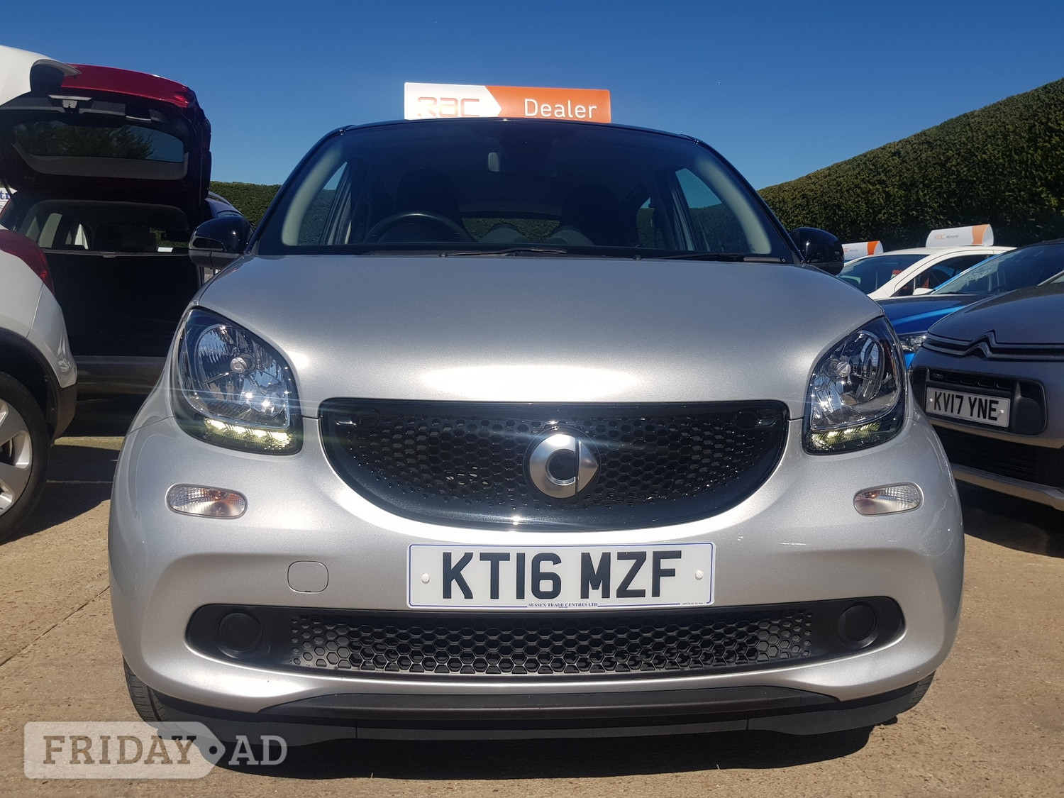Smart ForFour 2016 - Cars