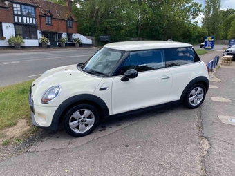 Mini Hatch 2016