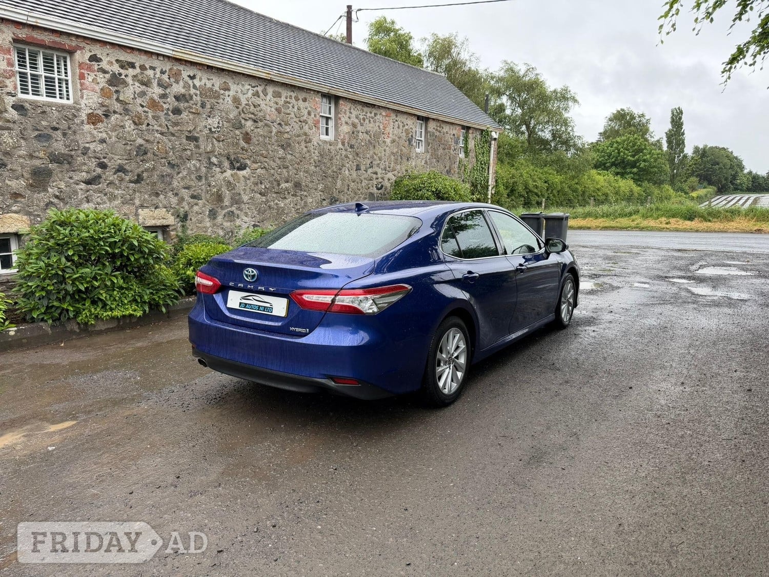 Toyota Camry 2020 - Cars in Craigavon