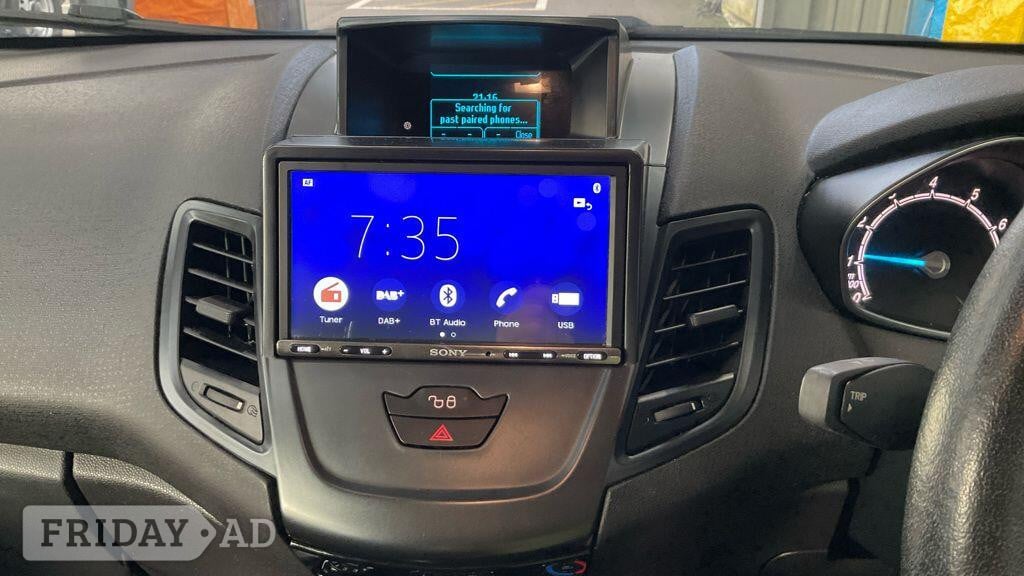 [ berth ]Ford Fiesta