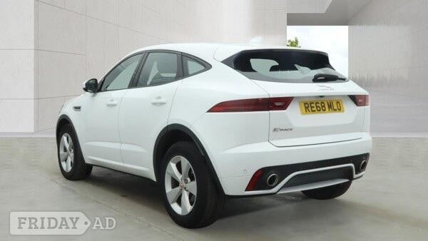 [ berth ]Jaguar E-Pace