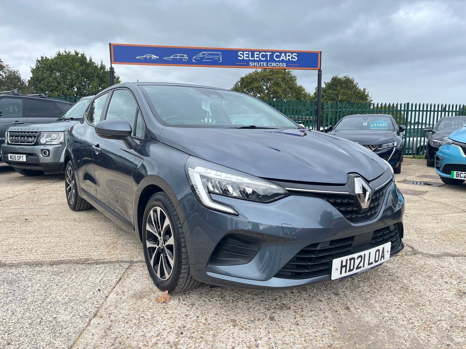 [ berth ]Renault Clio