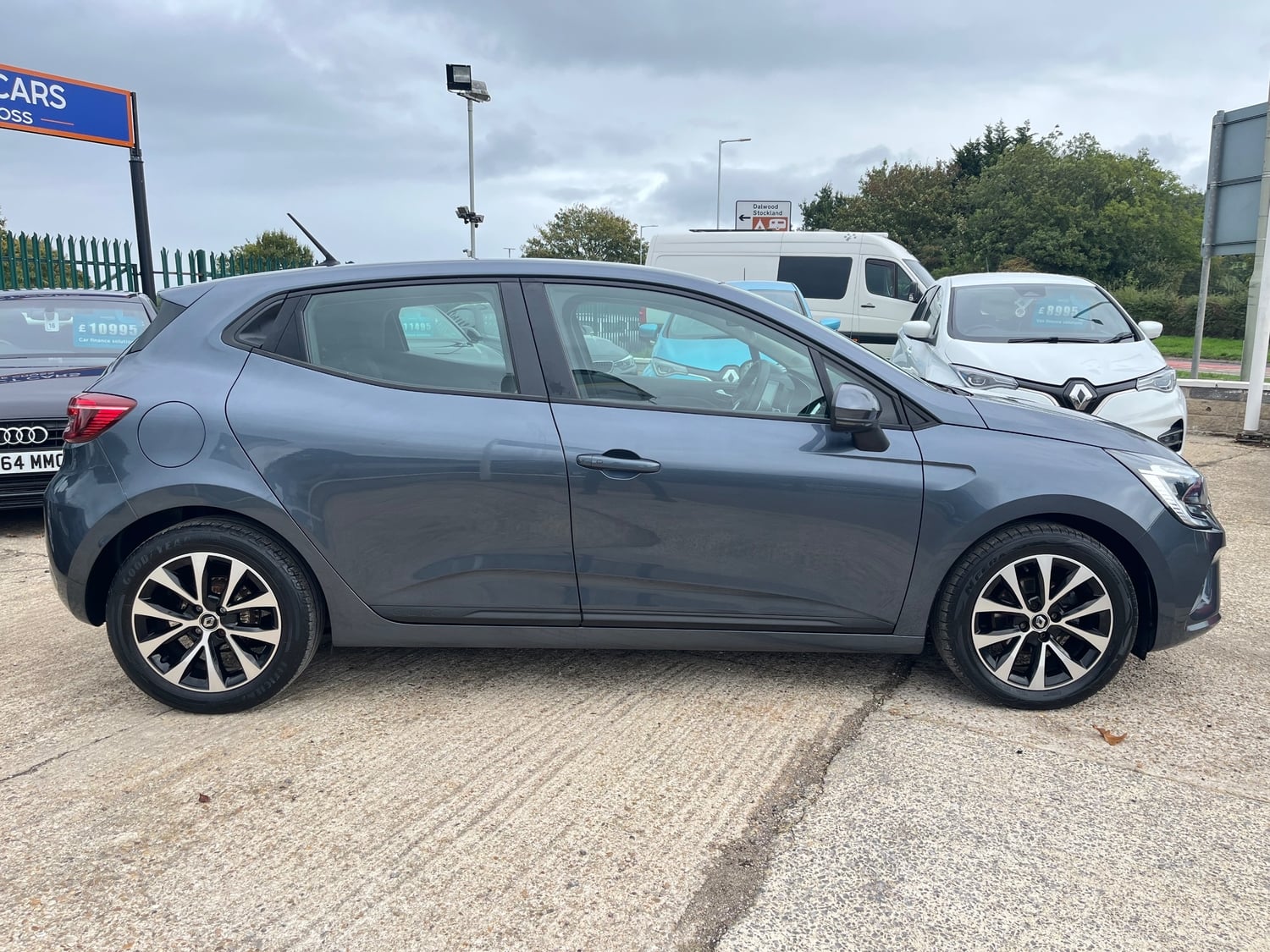 Renault Clio 2021 - Cars