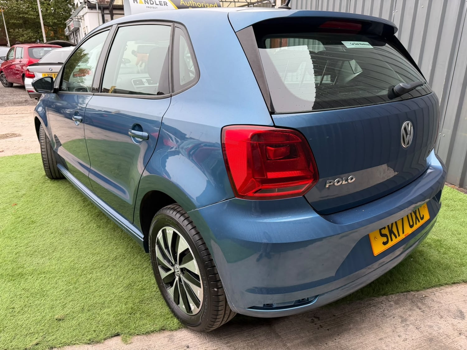 [ berth ]Volkswagen Polo