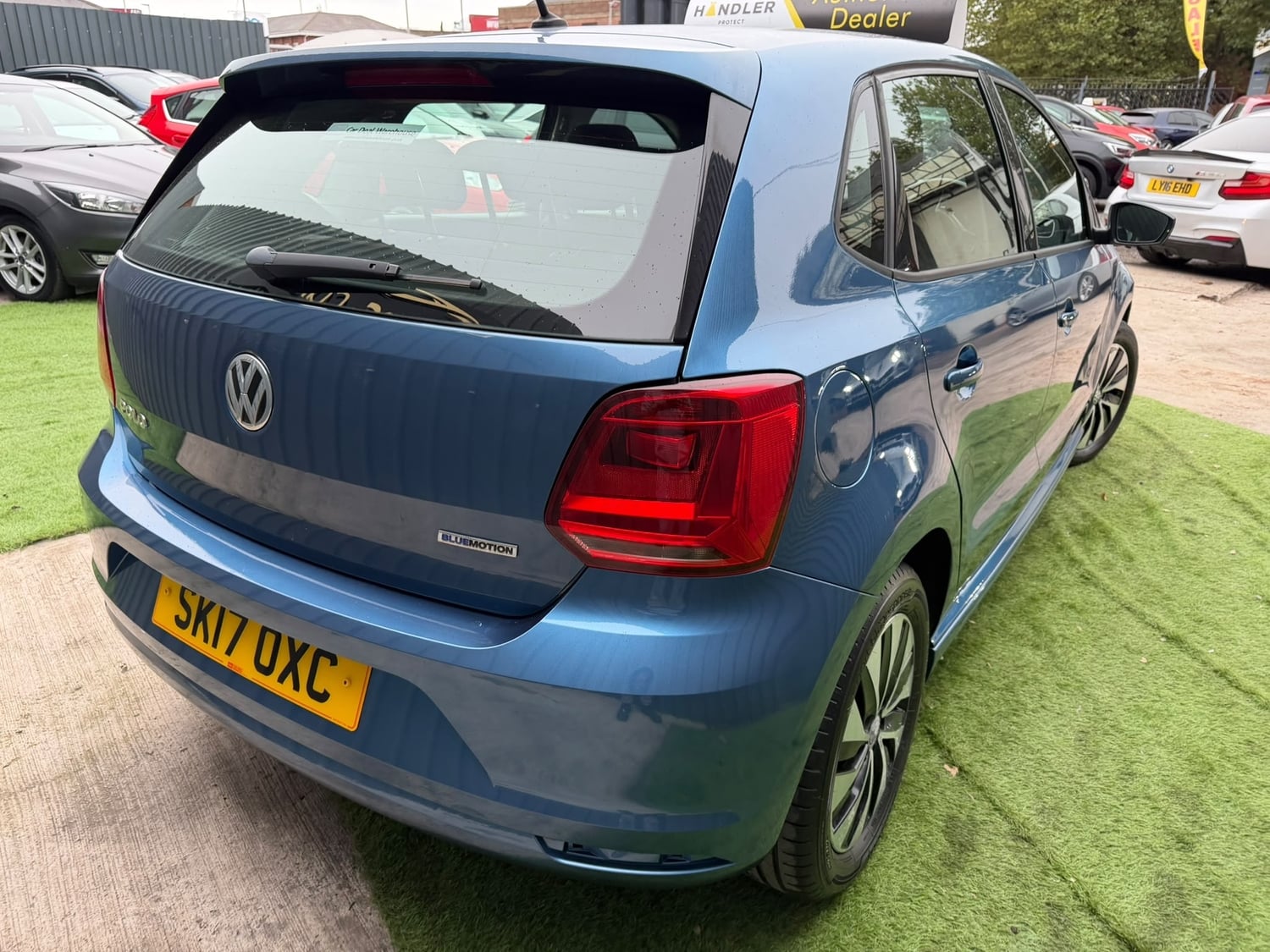 Volkswagen Polo 2017 - Cars