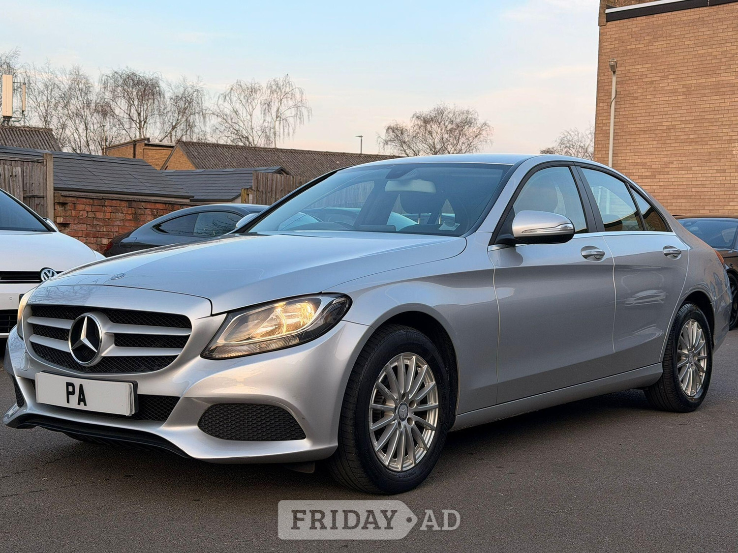 [ berth ]Mercedes-Benz C Class