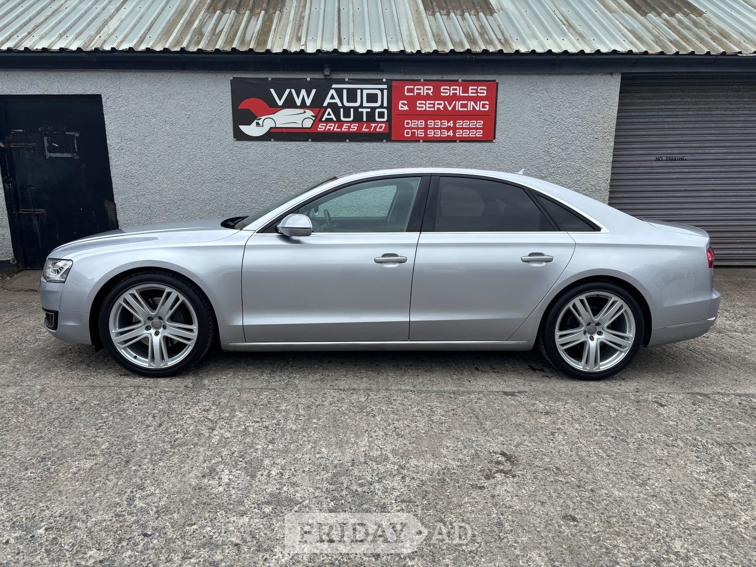 [ berth ]Audi A8