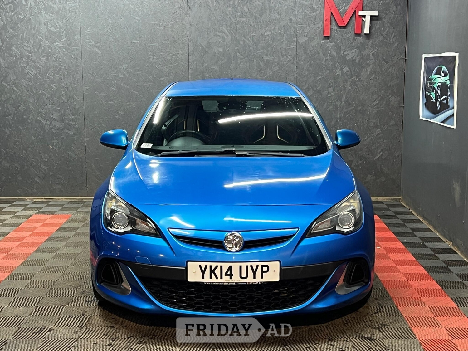[ berth ]Vauxhall Astra