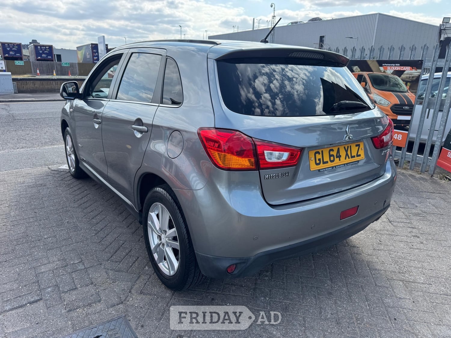 [ berth ]Mitsubishi ASX