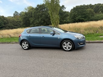Vauxhall Astra 2012