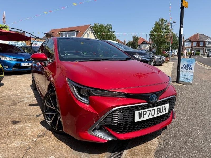 Toyota Corolla 2021 - Cars in Harrow
