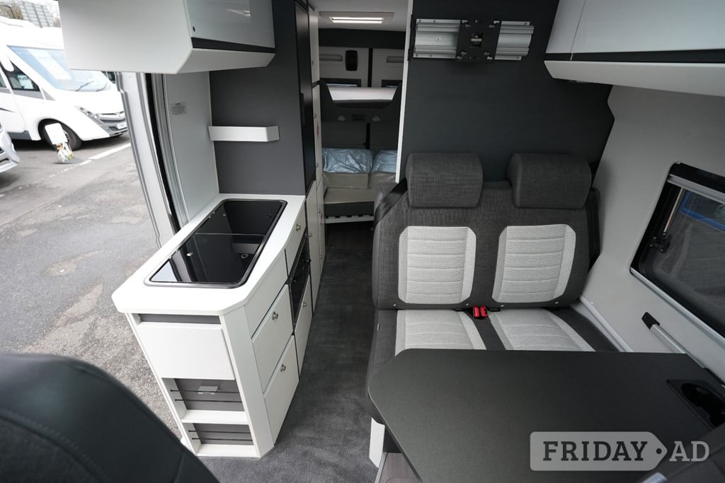 [5 berth ]Adria Van Twin Supreme 640 SPB Family