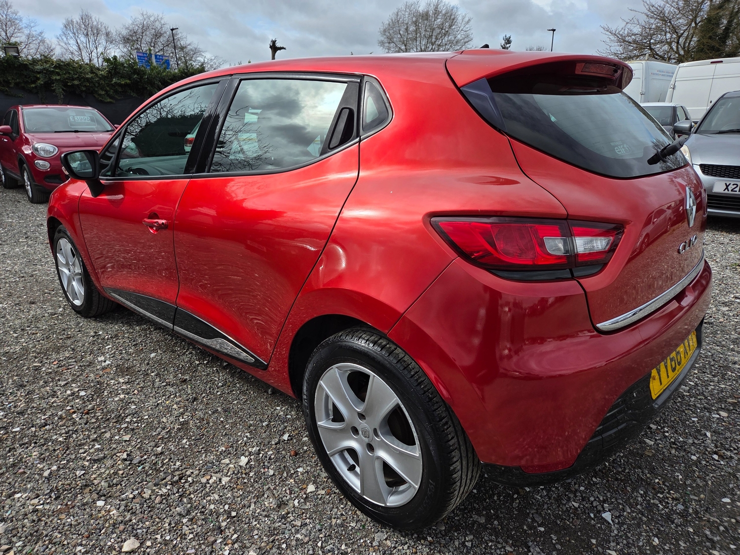 Renault Clio 2016 - Cars