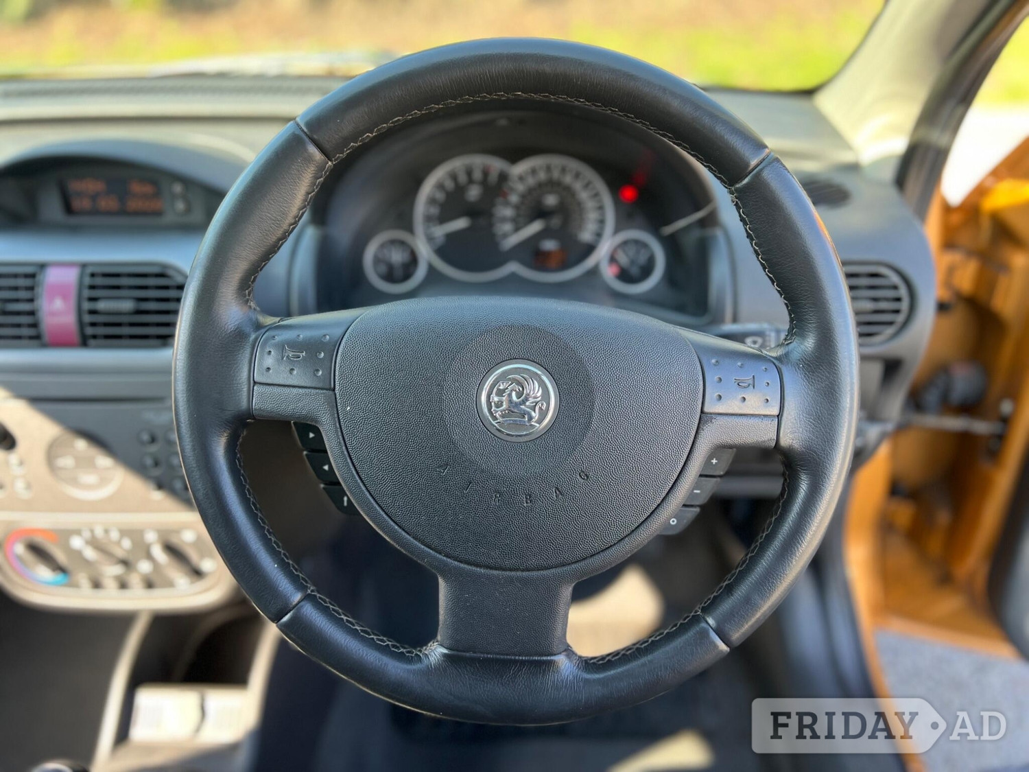 Vauxhall Corsa 2003 - Cars