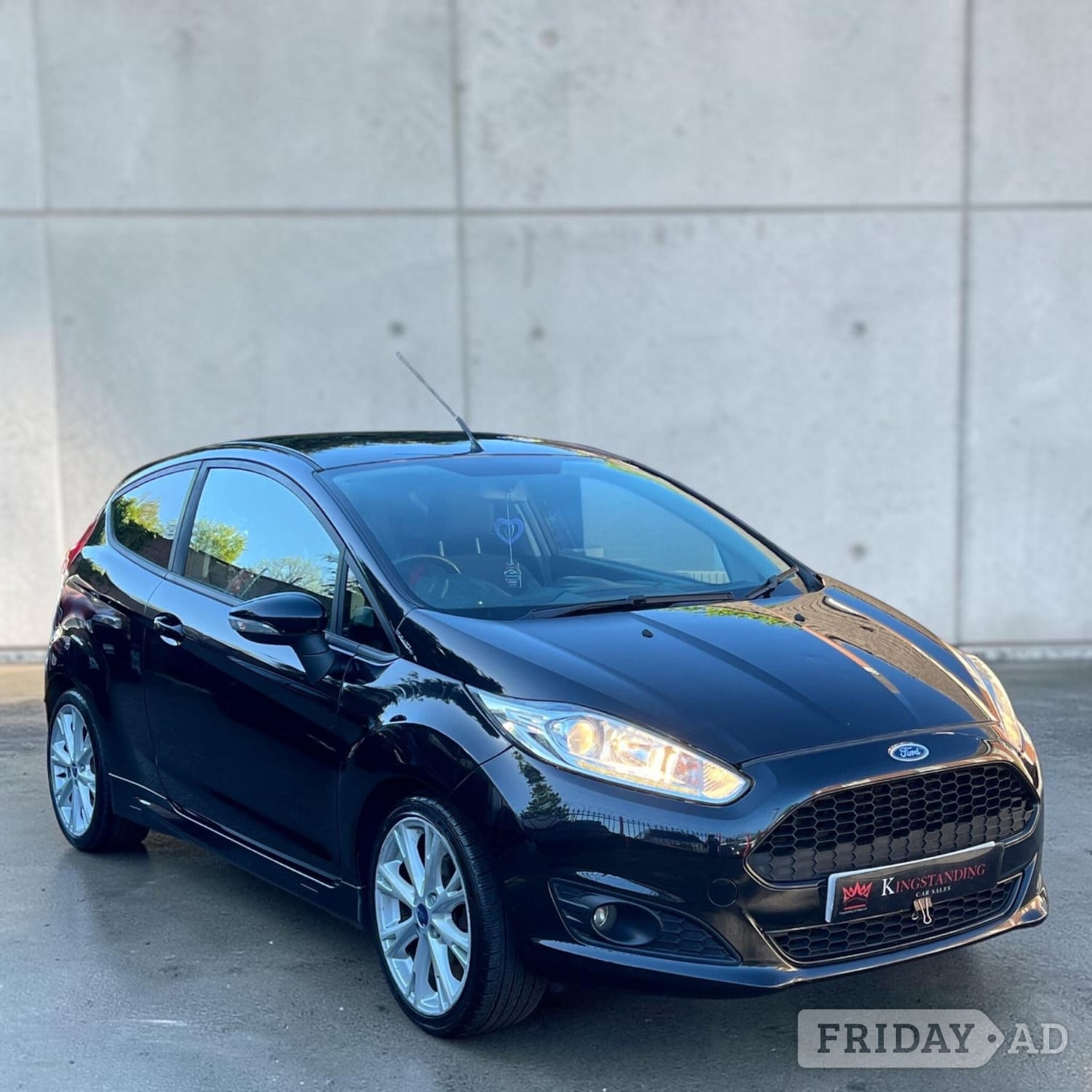 Ford Fiesta 2015 - Cars