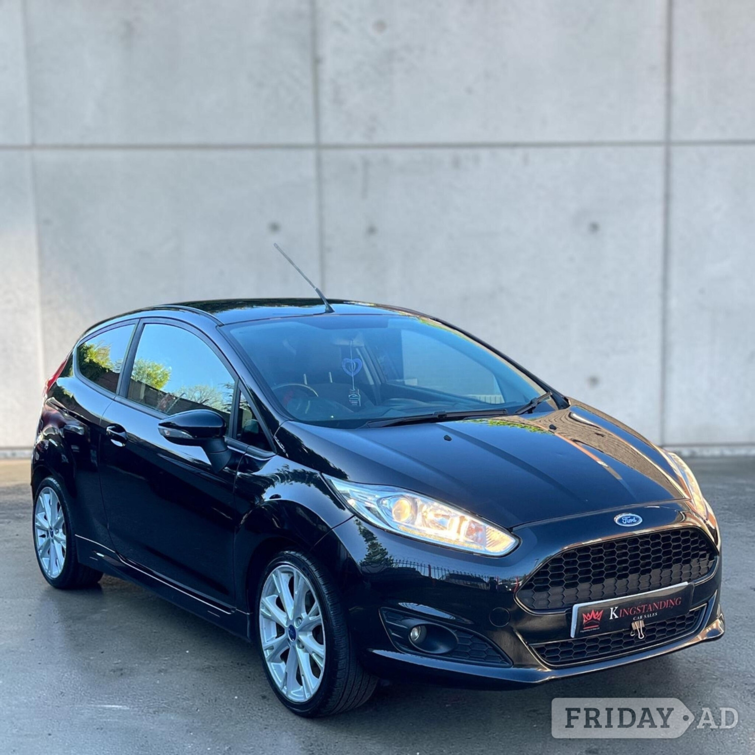 Ford Fiesta 2015 - Cars