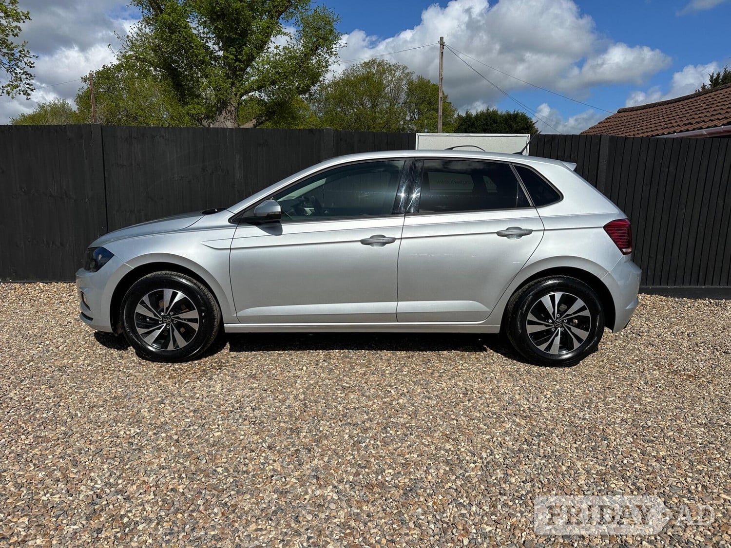 [ berth ]Volkswagen Polo