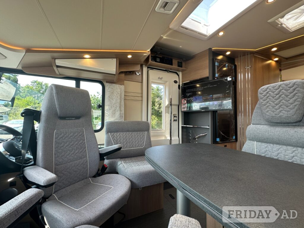 [4 berth ]Carthago I 148 RB-QB L C2-Tourer