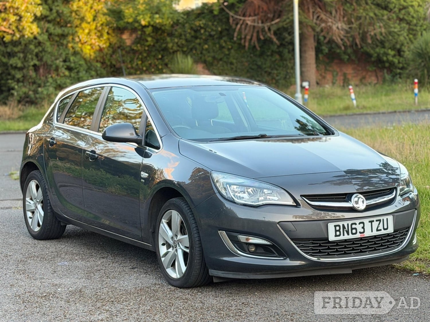 [ berth ]Vauxhall Astra