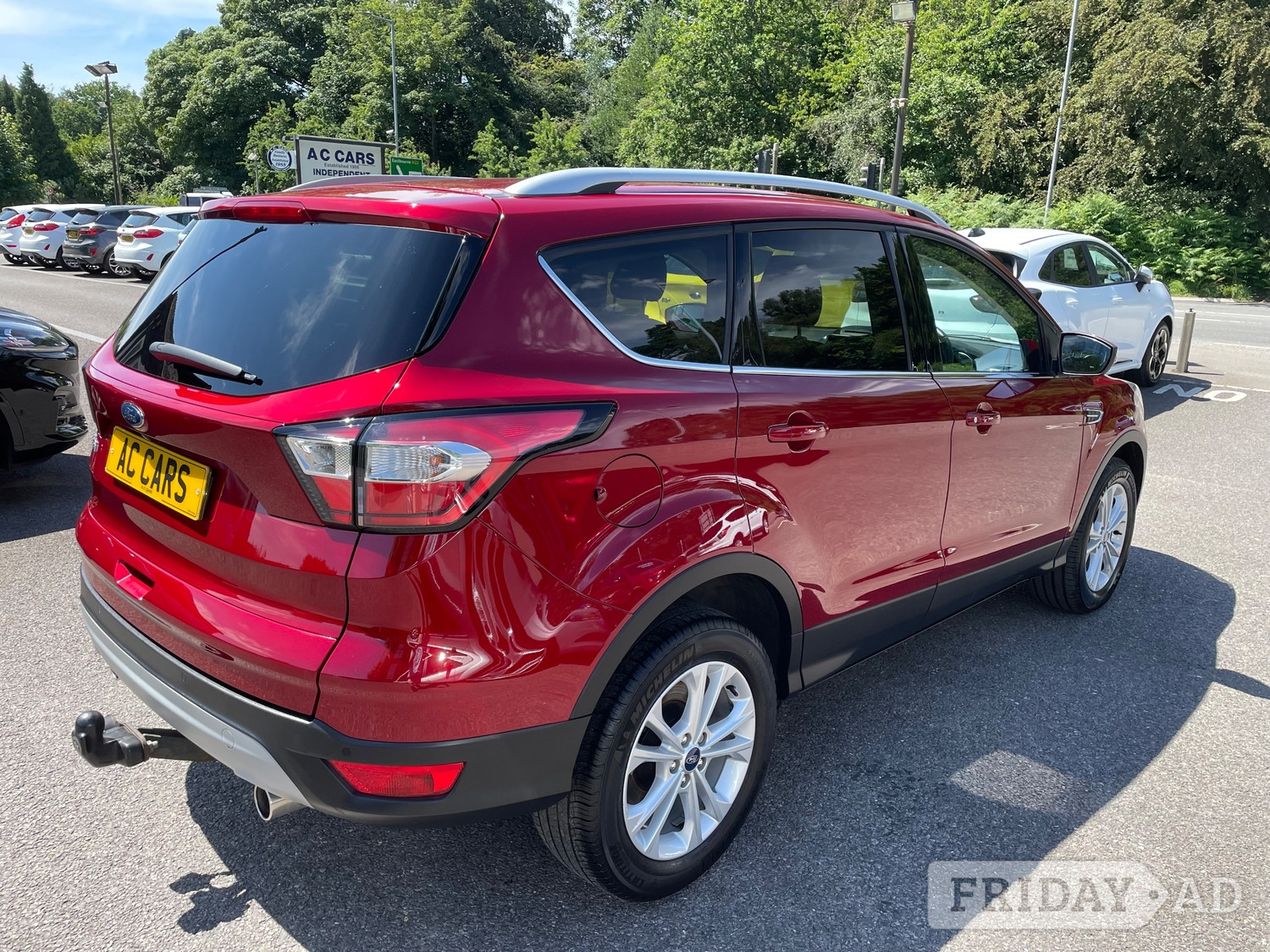 [ berth ]Ford Kuga